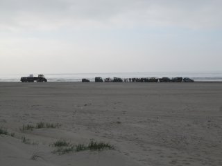 Dokter Deen op Vlieland | filmcrew bezig met opnamens op het strand
Dokter Deen op Vlieland